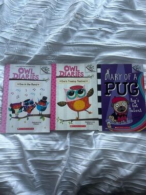 Scholastic Kids Book Set of 3 - Pink & Purple Covers